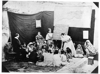 Schule für junge Mädchen, unterrichtet von Madame Luce, Algier, 1856